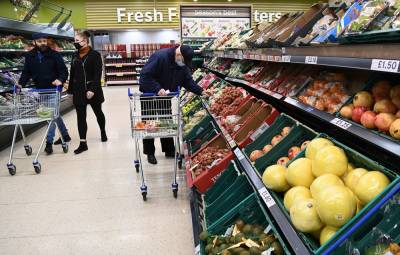 Βρετανία: Ελλείψεις στα ράφια των σούπερ μάρκετ, με δελτίο οι αγορές σε μεγάλη αλυσίδα