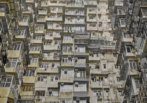 Χονγκ Κονγκ: Ζώντας σε «σπίτι φέρετρο» υπό τον φόβο του κορονοϊού