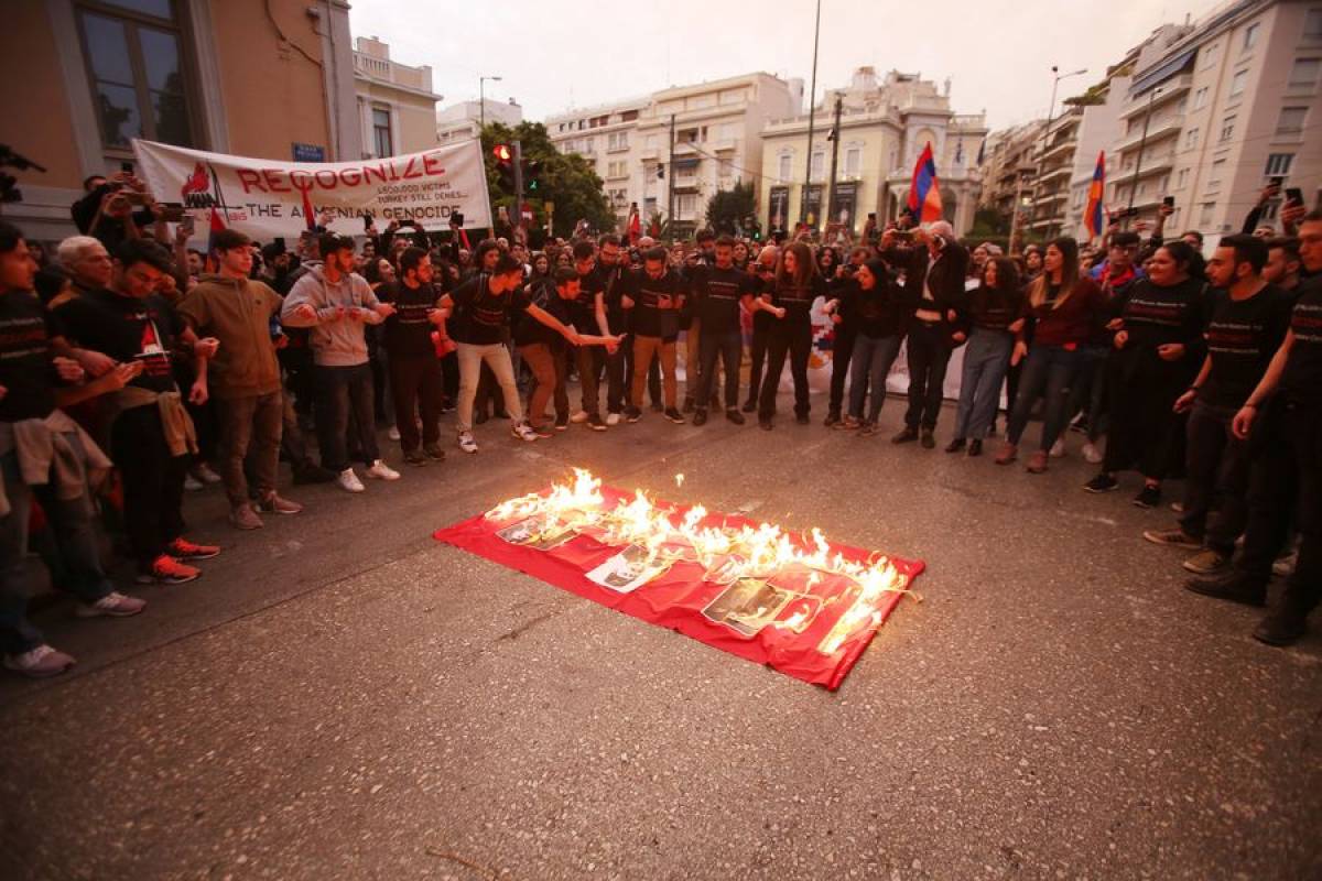 Πορεία από την Αρμενική Κοινότητα για τα 104 χρόνια από τη Γενοκτονία