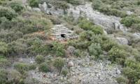 Δρακόσπιτο Υμηττού: Η άγνωστη αρχαιότερη κατοικία της Αττικής