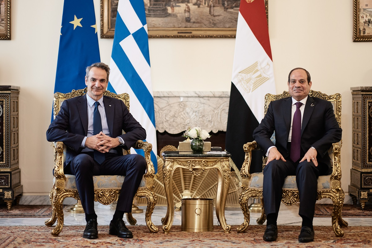 Έντονες αντιδράσεις στην Ευρώπη για τη συμφωνία με την Αίγυπτο: «Δίνουμε 7,4 δισ. σε έναν δικτάτορα»
