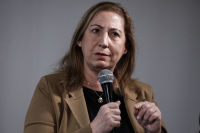 Η Ξενογιαννακοπούλου στηρίζει Αχτσιόγλου: «Φέρνει πλειοψηφική δυναμική στον ΣΥΡΙΖΑ»