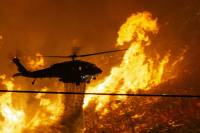 ΗΠΑ: Μεγάλη φωτιά στην Καλιφόρνια - Εκκενώνονται σπίτια