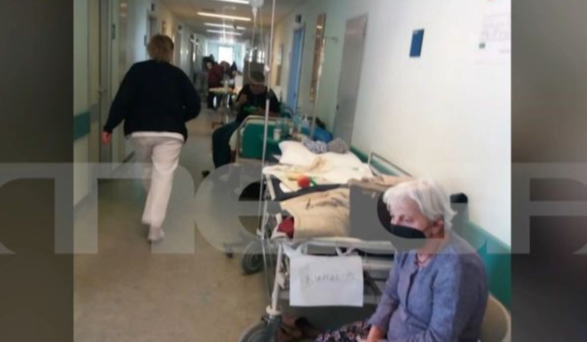 Εικόνες ντροπής στα νοσοκομεία: Επέστρεψαν τα ράντζα - Τεράστιες αναμονές για εξέταση