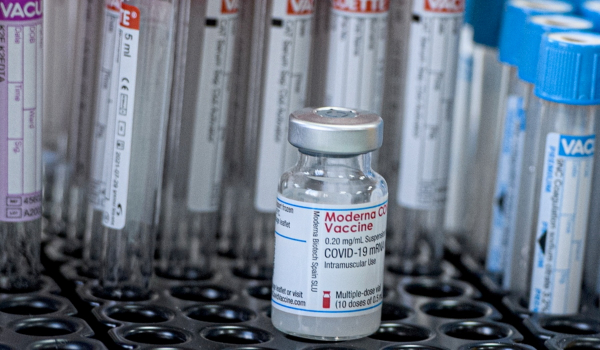 Κορονοϊός: Η Moderna θα δώσει επιπλέον 56,5 εκατ. δόσεις εμβολίου στην παγκόσμια Συμμαχία «Gavi»