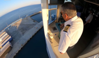 Πώς καπετάνιος «παρκάρει» πλοίο: Εντυπωσιακό βίντεο δείχνει τις κινήσεις του στο λιμάνι της Λέσβου