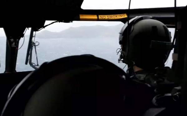 Ελικόπτερο του ΕΚΑΒ «παλεύει» με την «Χιόνη» (βίντεο)