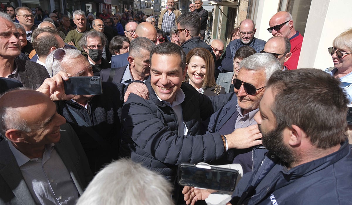 Θερμή υποδοχή Τσίπρα στο Άργος: «Νάτος, νάτος ο πρωθυπουργός» (βίντεο)