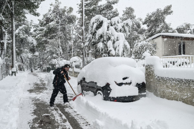 Χιόνια στην Αττική: Πού θα πέσει χιόνι σήμερα - Πότε τελειώνει η κακοκαιρία