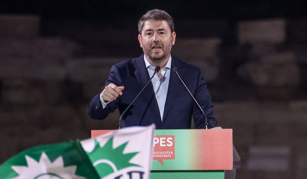 Ανδρουλάκης: Ο κ. Μητσοτάκης λέει «ψηφίστε με, θα έρθει χρεοκοπία», αλλά ξεχνά ότι η ΝΔ έφερε την χρεοκοπία