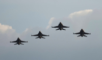 ΗΠΑ: Η Ουάσινγκτον πρόθυμη εκπαιδεύσει Ουκρανούς πιλότους στα F-16