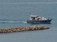 Στη Σκύρο το πλήρωμα του πλοίου που έπλεε ακυβέρνητο - Αναφορές για δύο τραυματίες