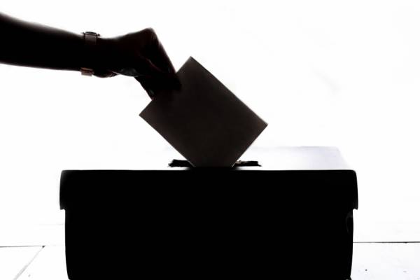 Επαναληπτικές εκλογές 2019: Η εφορευτική επιτροπή και τα εκλογικά κέντρα
