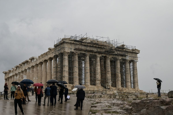 Έρχεται «κρύο» στην Αθήνα – Τελευταία μέρα με ζέστη