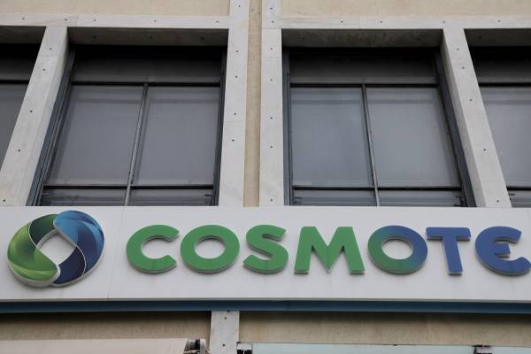 Κορονοϊός: Η Cosmote δίνει δωρεάν GB για 30 ημέρες