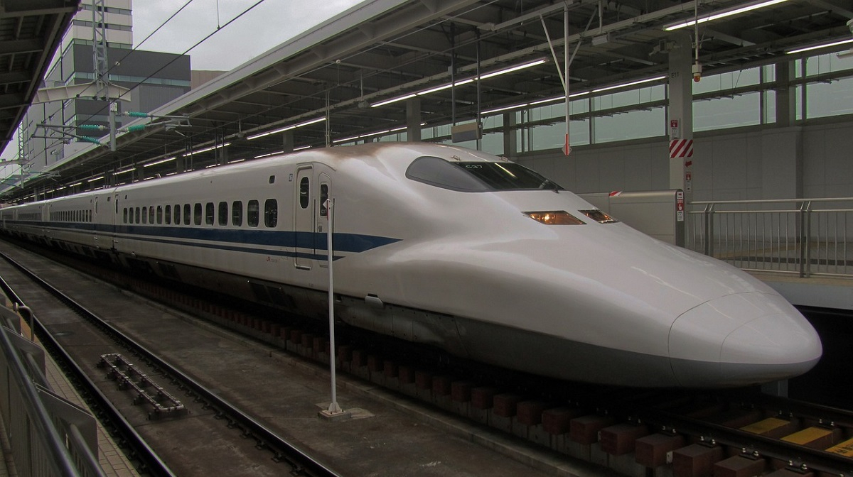 Ιαπωνία: Άγνωστος δράστης μαχαίρωσε τέσσερα άτομα σε τρένο στο Τόκιο