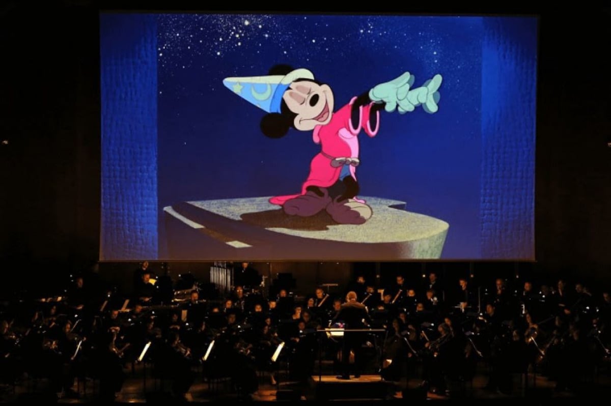 Disney&#039;s Fantasia στο Christmas Theater με την ΚΟΑ