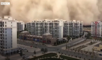Κίνα: Η τρομακτική στιγμή που αμμοθύελλα καταπίνει ολόκληρη πόλη
