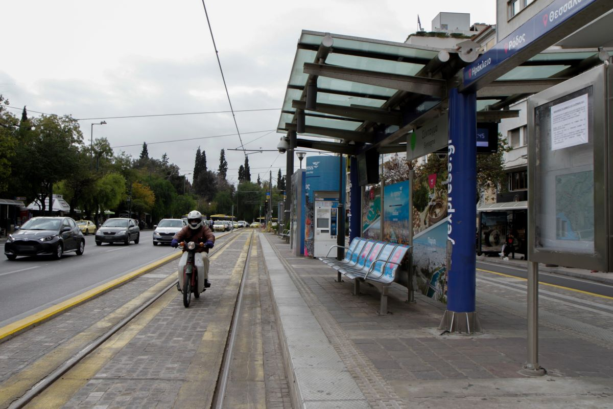 Πρωτομαγιά με απεργία ΜΜΜ 1/5: Τι ισχύει για το μετρό - Οι συγκεντρώσεις και οι πορείες στην Αθήνα