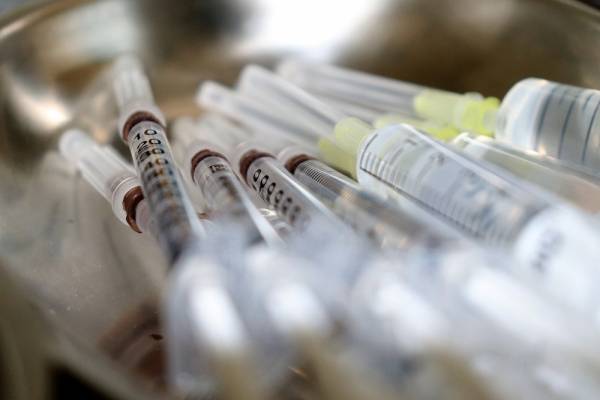 Εμβολιασμός: Δύο στους τρεις Ιταλούς λένε «ναι»