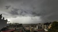 Καιρός: Βροχές, καταιγίδες και πτώση της θερμοκρασίας από την Τρίτη