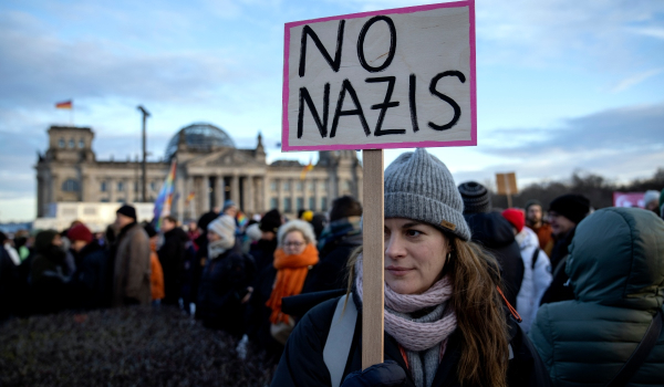 Σενάριο που φάνταζε απίθανο, πλέον τρομάζει τη Γερμανία: Ο έλεγχος της Δικαιοσύνης από την ακροδεξιά