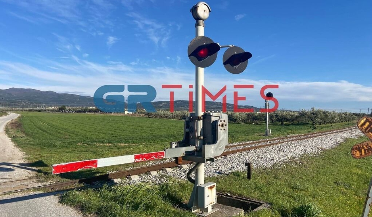 Επανεκκίνηση τρένων με (αν)ασφάλεια: Προσπερνούν τις μπάρες στις Σέρρες γιατί είναι μόνιμα… κατεβασμένες