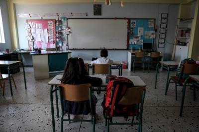 Δημόπουλος: Δύσκολο εγχείρημα το άνοιγμα των σχολείων - Κρίσιμες οι επόμενες 5 ημέρες