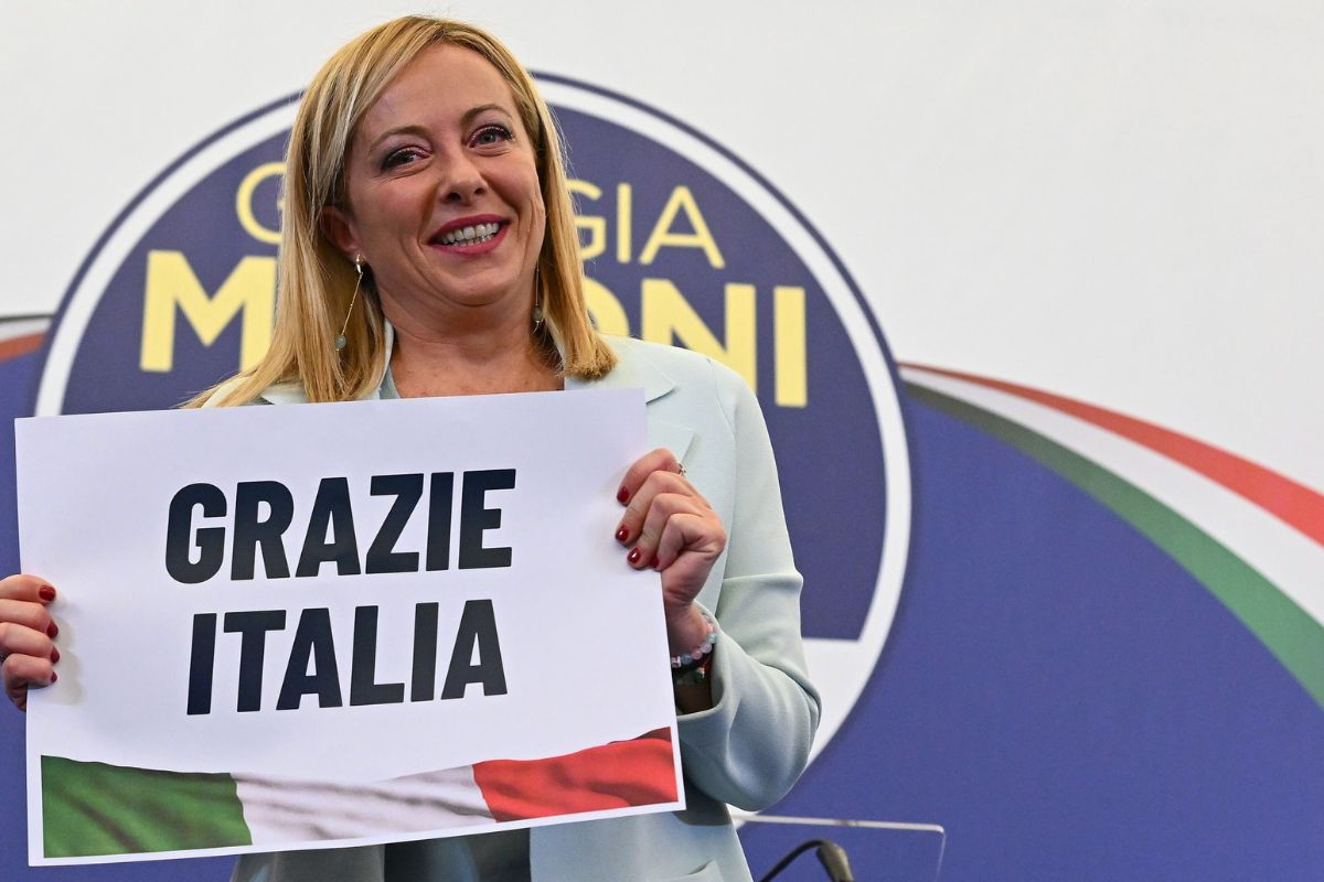 Iταλία: Ξεκάθαρη νίκη της ακροδεξιάς - Τα βήματα για να γίνει πρωθυπουργός η Μελόνι