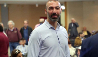 Αλέξανδρος Νικολαΐδης: «Επειδή έχουν αθηναϊκές πινακίδες»