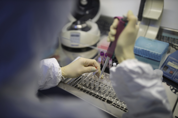 «Υπερμεταδοτική κλεμπσιέλλα» - Ανησυχία από ECDC για το νέο μικρόβιο
