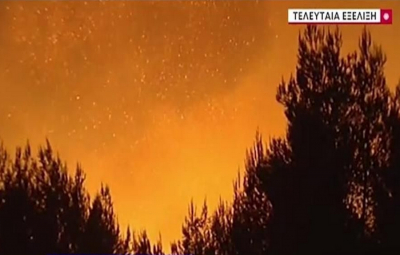 Φωτιά στην Τήνο - Εντολή εκκένωσης σε 3 οικισμούς