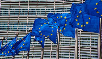 Bloomberg: Η ΕΕ θα διευκρινίσει αύριο τα σχέδια δανειοδότησης της Ουκρανίας με 18 δισ. ευρώ