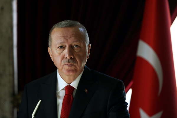 Επίθεση Ντράγκι σε Ερντογάν: «Να είμαστε ευθείς απέναντι στους δικτάτορες»