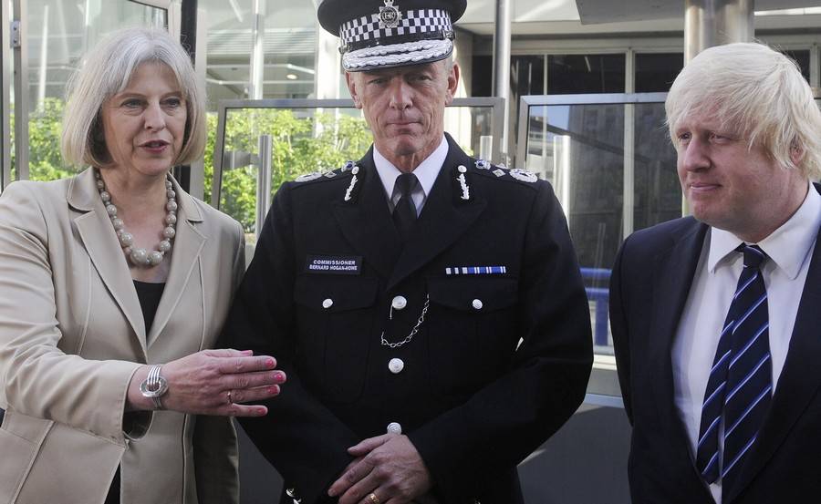 Αύξηση παρουσιάζουν τα εγκλήματα με μαχαίρι στη Βρετανία