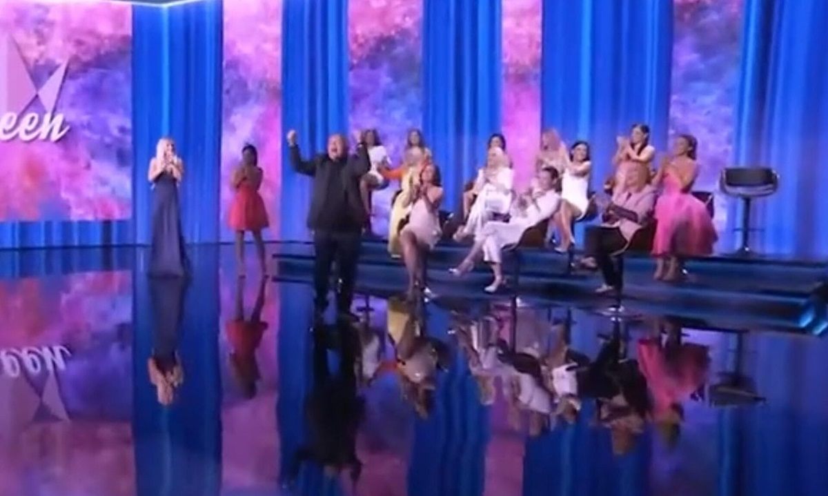 Ανδρέας Μικρούτσικος: Οι ξέφρενοι πανηγυρισμοί στο live του TV Queen για τη νίκη του Παναθηναϊκού