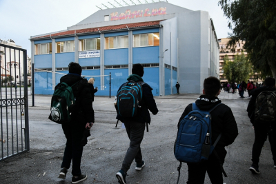Κόβονται τα σχολικά γεύματα στα σχολεία - «Πυρά» από τον ΣΥΡΙΖΑ
