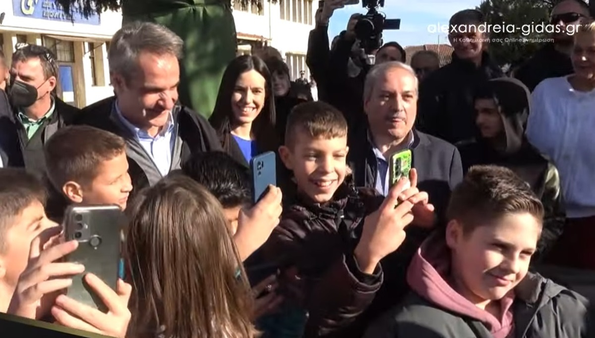 O Μητσοτάκης ψηφίζει... ΠΑΟΚ στη Βόρεια Ελλάδα: Τον βλέπω πολύ δυνατό φέτος (Βίντεο)