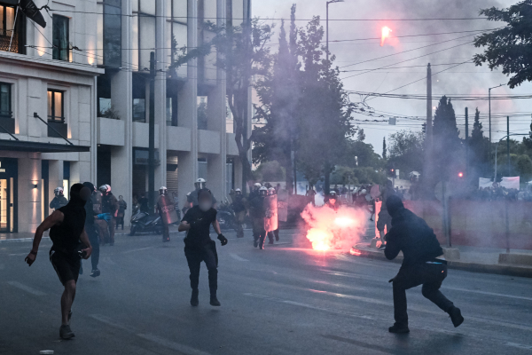 Ναυάγιο στην Πύλο: Ποινική δίωξη στους συλληφθέντες για τα επεισόδια στην Αθήνα