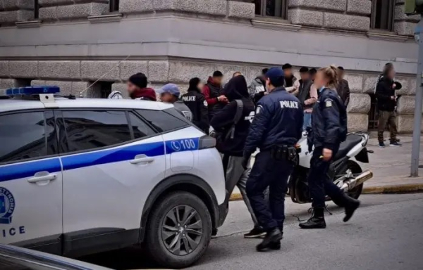 Αθήνα: Ειδική επιχειρησιακή δράση από την ΕΛ.ΑΣ. - 22 συλλήψεις