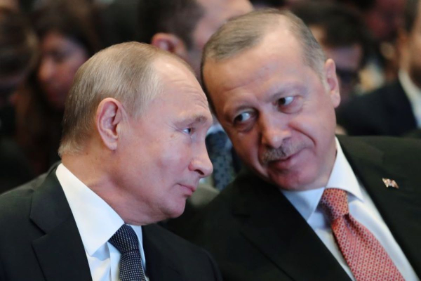 Πεσκόφ: Δεν είναι στο πρόγραμμα του Πούτιν μια συζήτηση με τον Ερντογάν