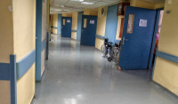 SOS για το νοσοκομείο Καλαμάτας: Απειλούνται με κατάρρευση οι παθολογικές κλινικές
