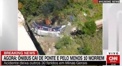 Βραζιλία: Λεωφορείο έπεσε από οδογέφυρα, 10 νεκροί