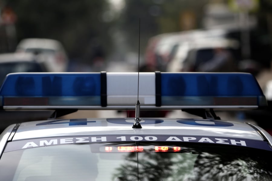 Αγιοι Ανάργυροι: 25χρονος ο αστυνομικός του «100» που απάντησε στην Κυριακή «το περιπολικό δεν είναι ταξί» - Το προφίλ του
