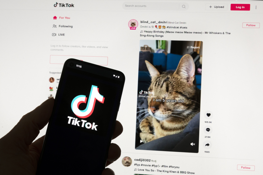 TikTok: Πότε θα εξαφανιστεί από τα κινητά μετά την απαγόρευση στις ΗΠΑ