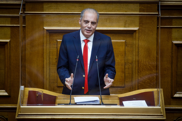 Βελόπουλος: «Δεν κάνουμε ανίερες συμμαχίες με διεφθαρμένους και πολιτικά… &quot;σκουπίδια&quot;»
