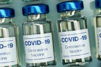 Κομισιόν: Εξασφάλισε ακόμα 300 εκατομμύρια δόσεις του εμβολίου των Pfizer/BioNTech