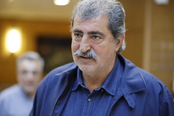 Προς υποψηφιότητα Πολάκη για την ηγεσία του ΣΥΡΙΖΑ; - «Με βάζετε σε σκέψεις» γράφει σε ανάρτησή του