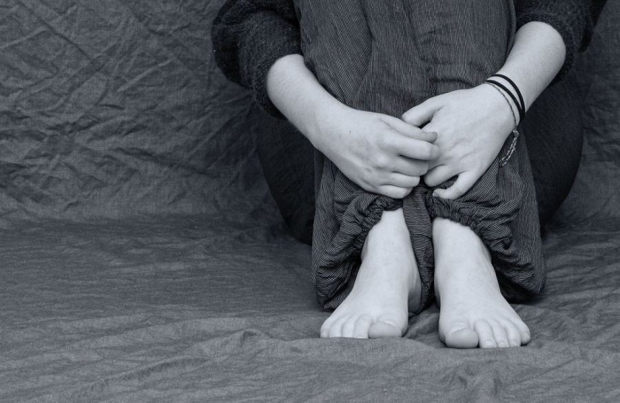Νέα Σμύρνη: Ποινικές διώξεις για μαστροπεία και παιδική πορνογραφία - Ο εφιάλτης της 14χρονης