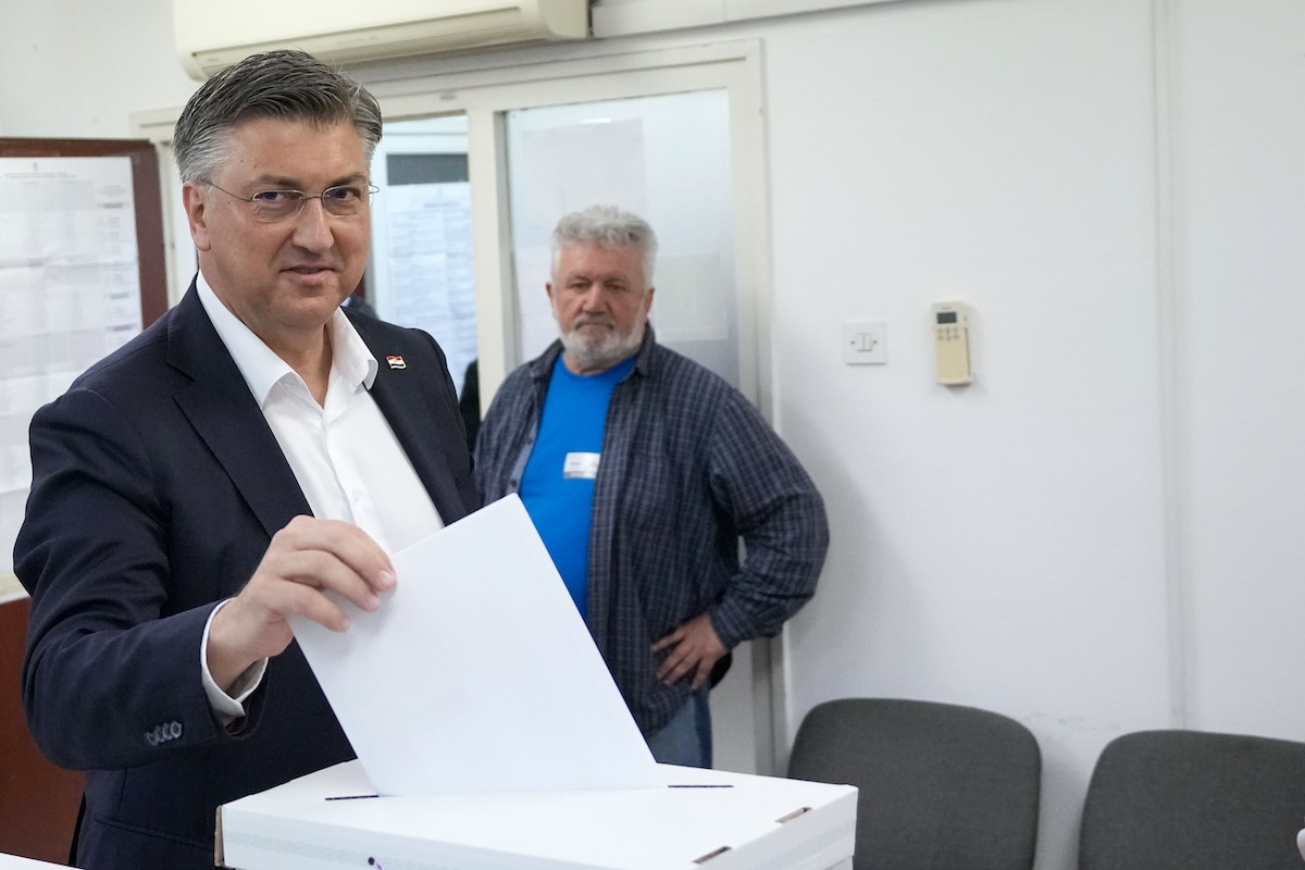 Εκλογές στην Κροατία: Πρωτιά χωρίς αυτοδυναμία για το κόμμα του πρωθυπουργού Αντρέι Πλένκοβιτς – Exit polls